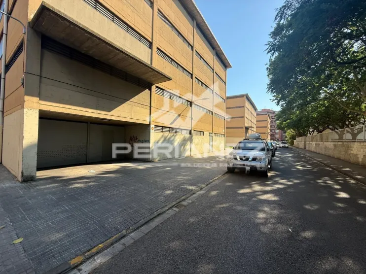 Parkings en venta en El Prat de Llobregat 